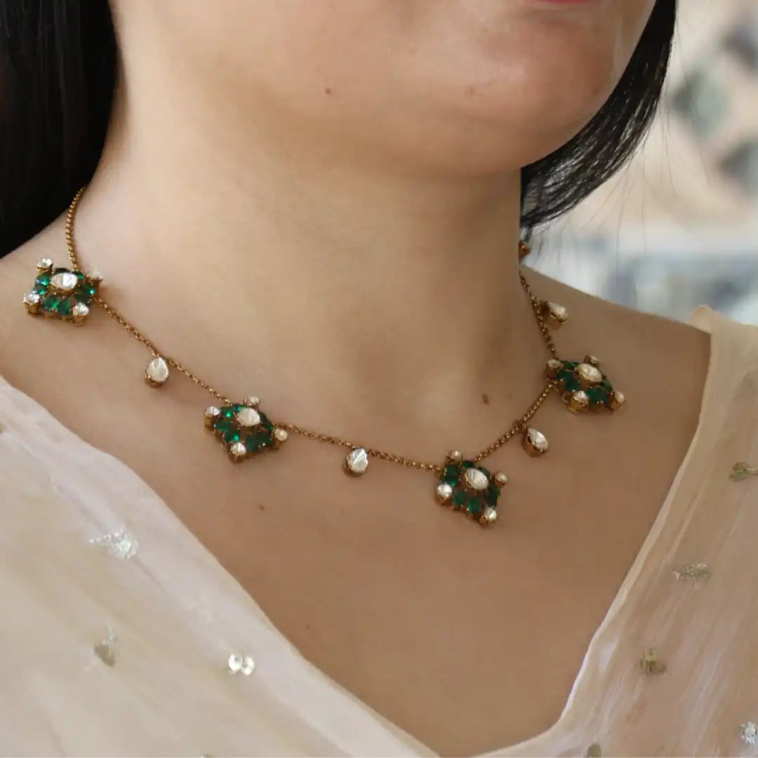 Gajaah 925 Sterling Silver Emerald Pendant Necklace – Pure Silver Green Stone & Crystal Halo Jewellery for Women Gajaah