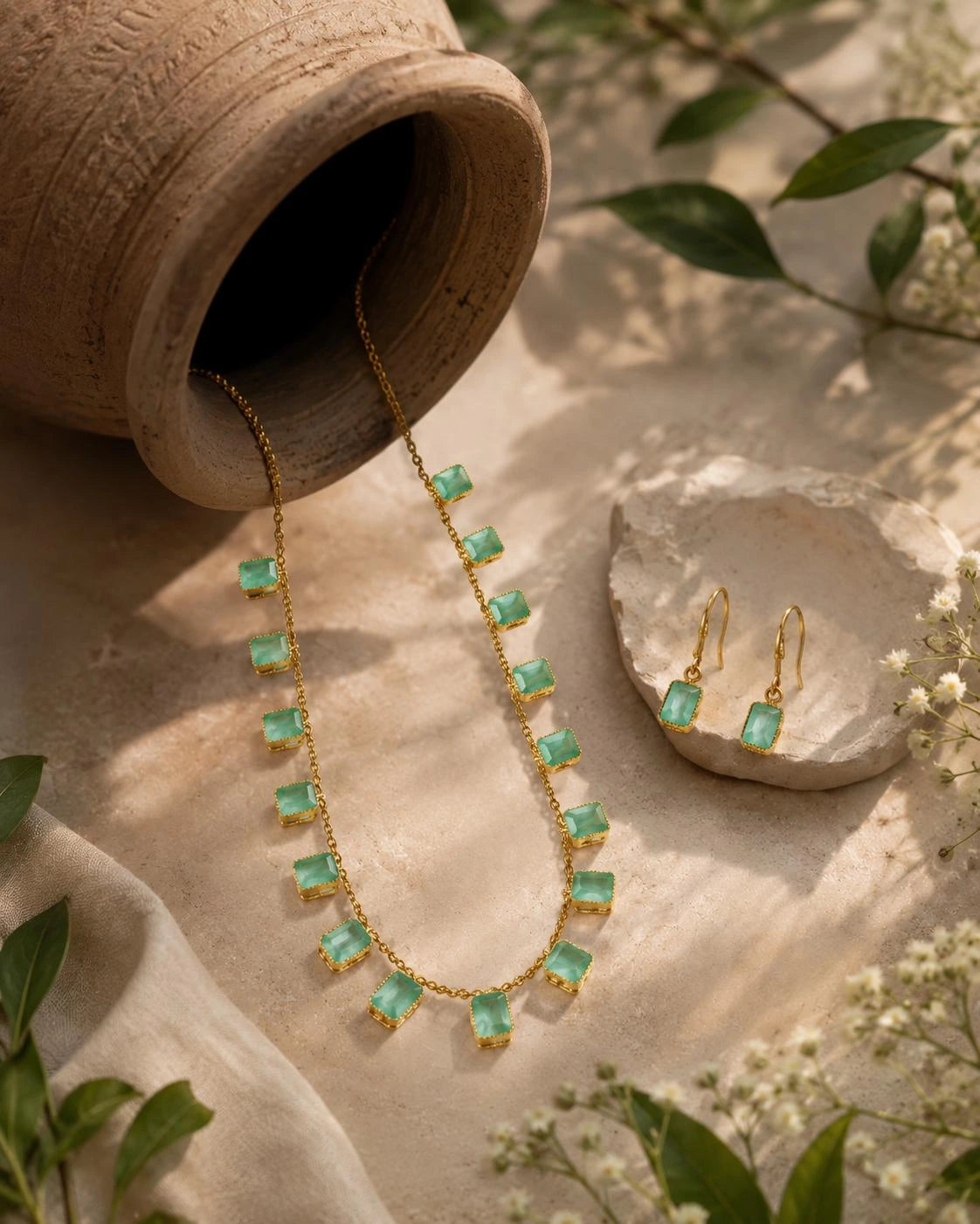 Gajaah 925 silver necklace with a green emerald-cut stone, elegant minimalist jewelry for women, ideal for parties